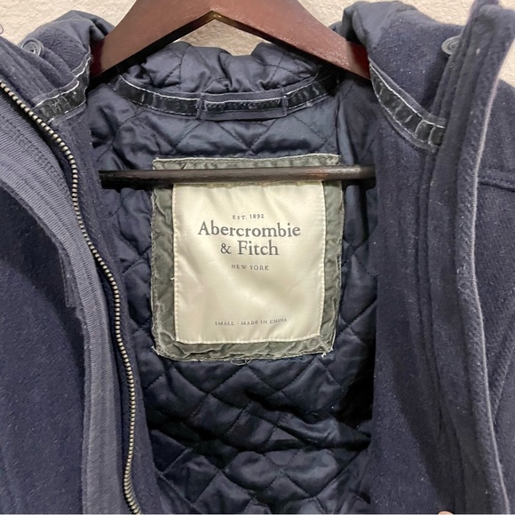 ABERCROMBIE & FITCH Navy Blue Wool Blend Toggle Jacket Womens Small - Picture 7 of 11